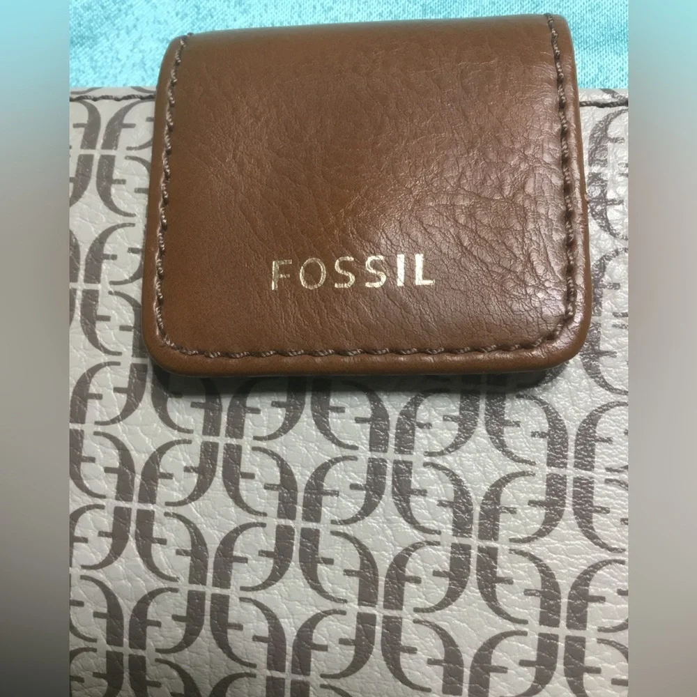 Fossil Madison Slim Clutch Wallet
